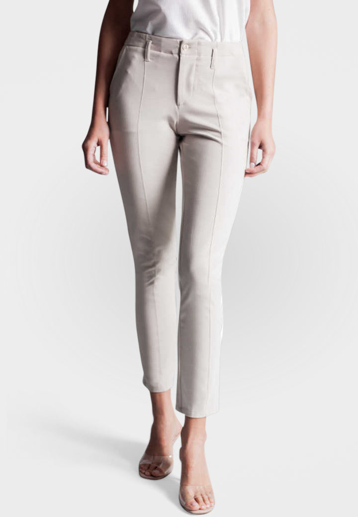 Easy Street Stretch Chino Pant in Pebble-Buki